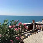 La Rotonda 3*