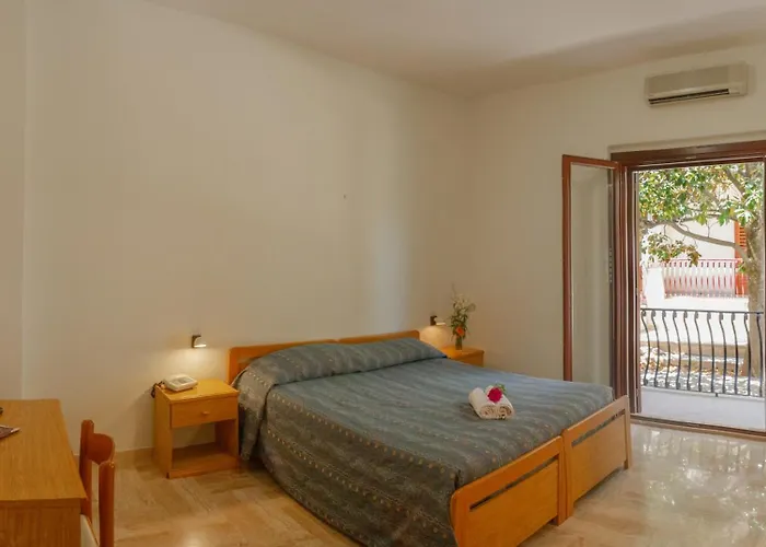 La Rotonda 3* Mattinata